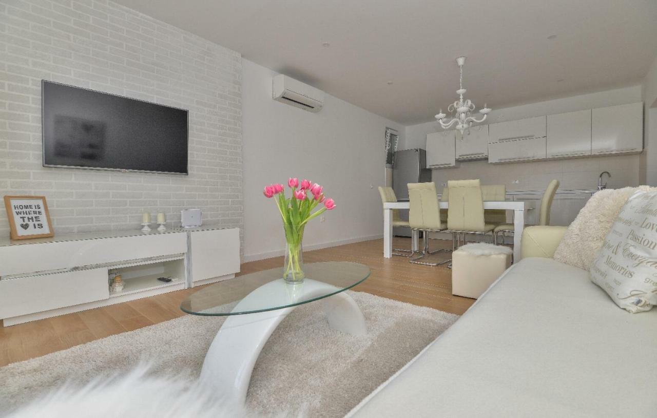 Villa Jelena Makarská Exteriér fotografie